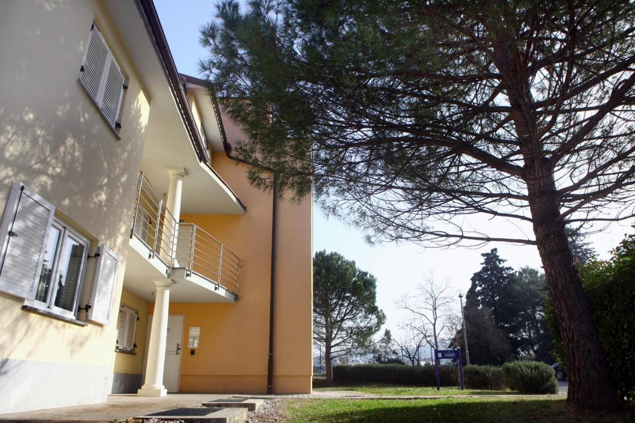 Garbin 711 Marina Portoroz Apartment Luaran gambar