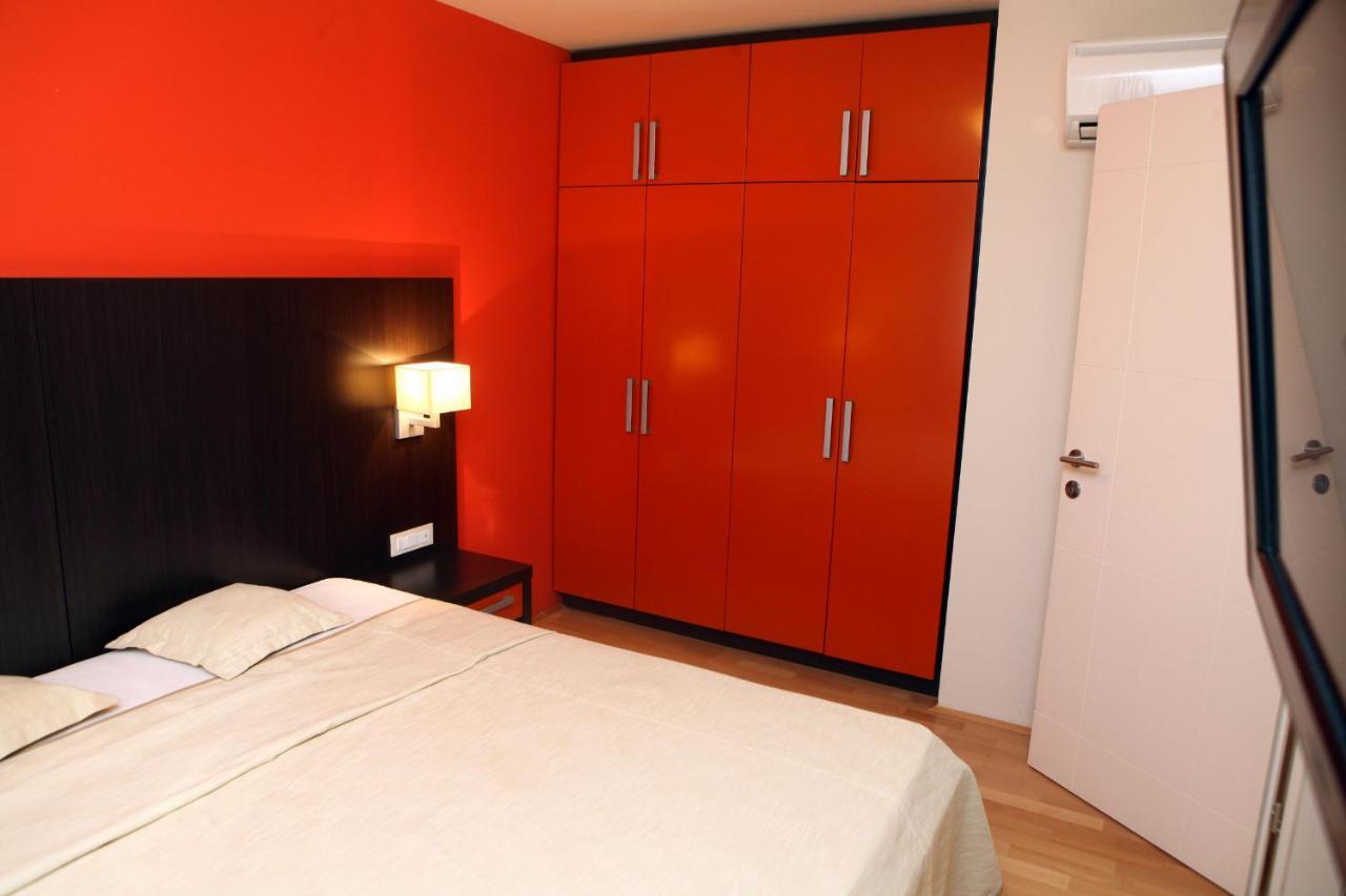 Garbin 711 Marina Portoroz Apartment Luaran gambar