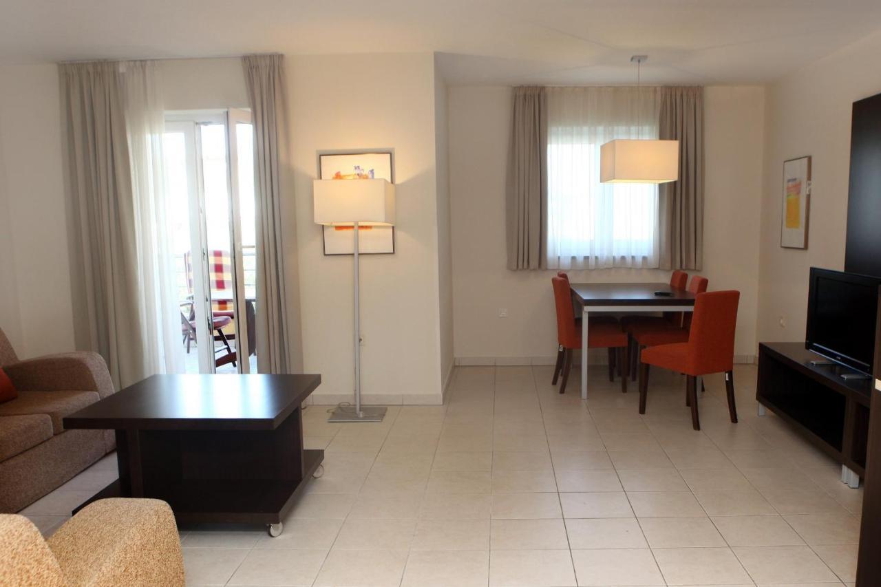 Garbin 711 Marina Portoroz Apartment Luaran gambar