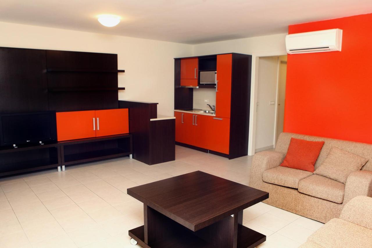 Garbin 711 Marina Portoroz Apartment Luaran gambar